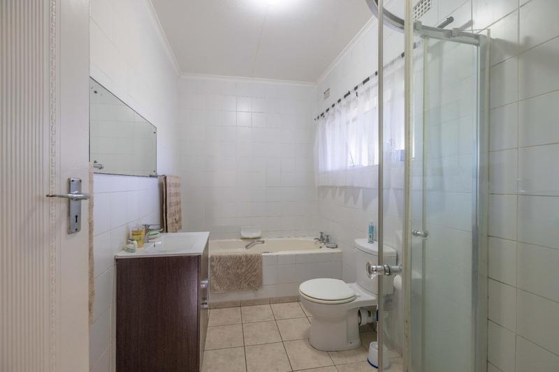 4 Bedroom Property for Sale in Oatlands North Eastern Cape